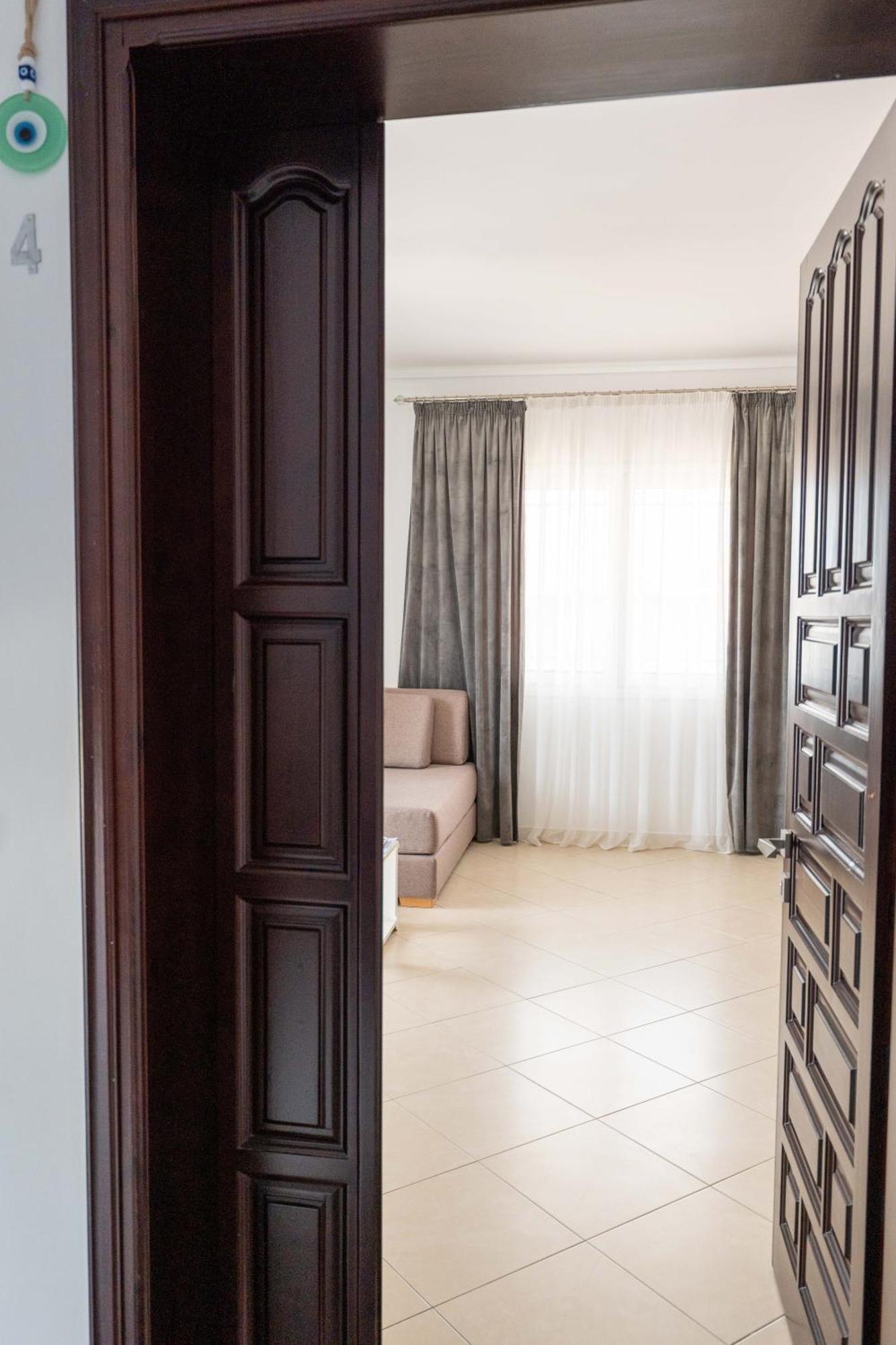 Philoxenia Apartments Saranda Стая снимка